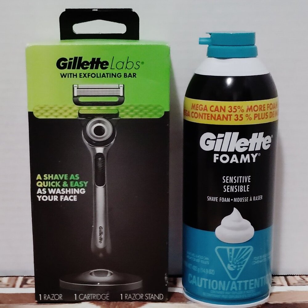 GilletteLabs with Exfoliating Bar Razor for Men Gillette Foamy